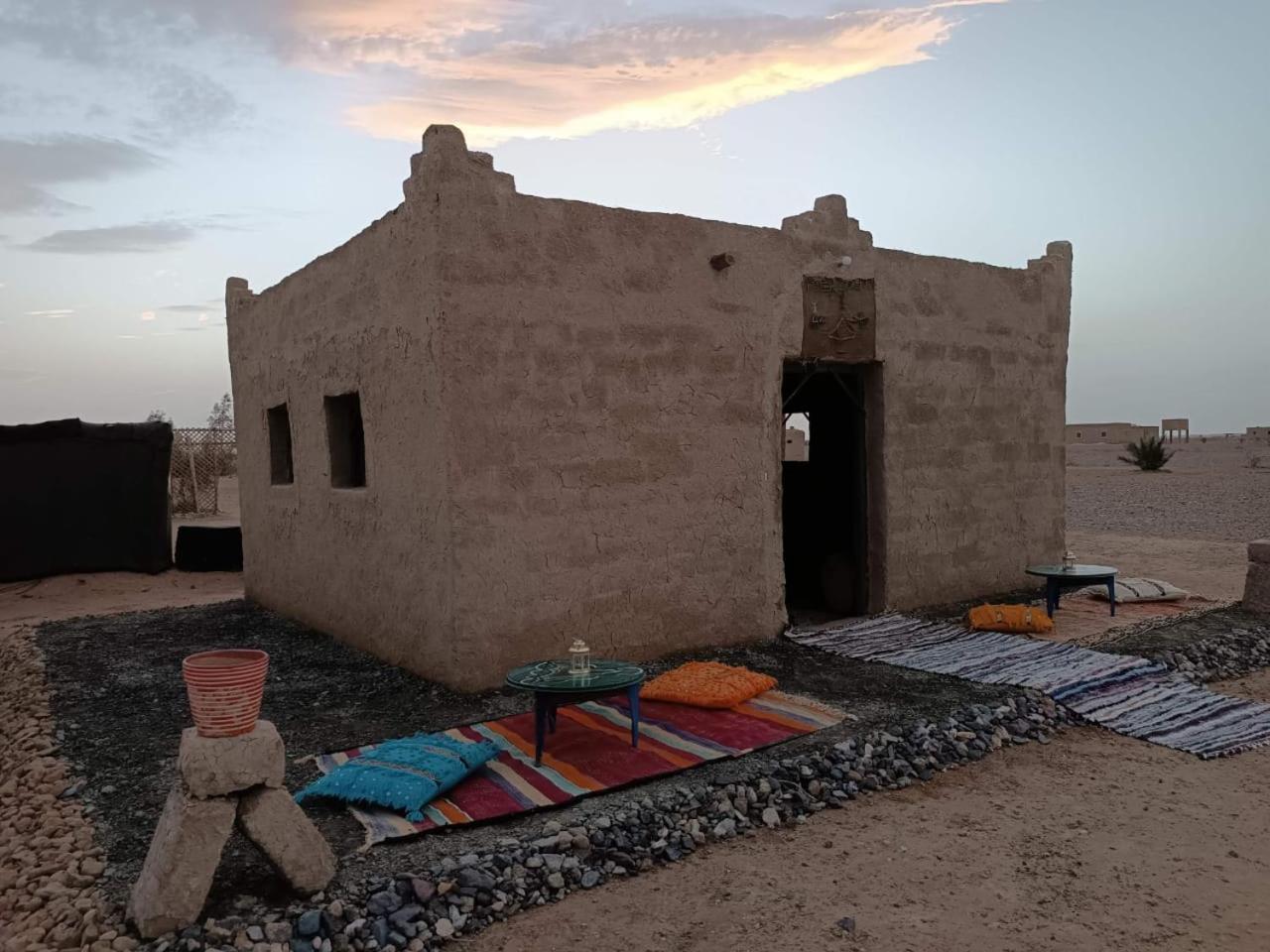 Camp Familia Erg Chebbi Merzouga Exterior foto