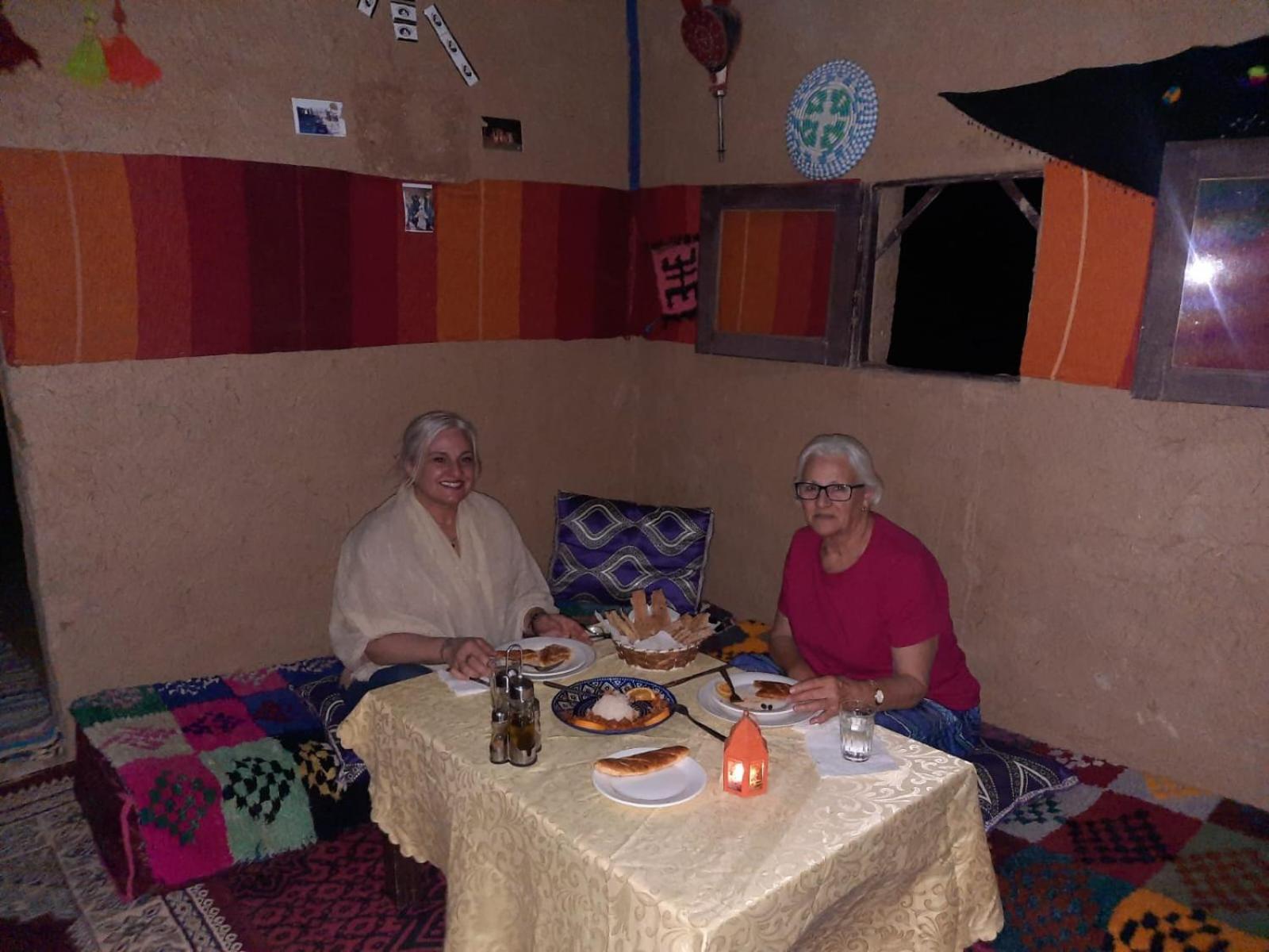 Camp Familia Erg Chebbi Merzouga Exterior foto
